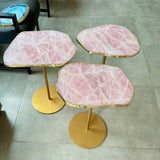 Mesa de Centro Ágata Rosa com Pedestal Dourado